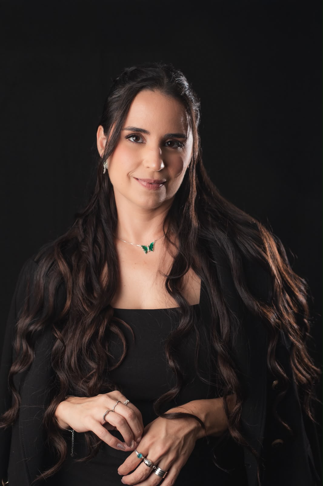 Retrato de Amanda de Oliveira Miranda, advogada da MPR Soluções Jurídicas